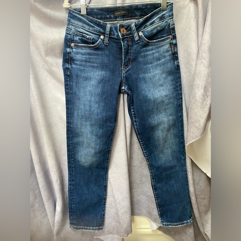 Silver brand. Suki Capri. 26/L 22 1/2